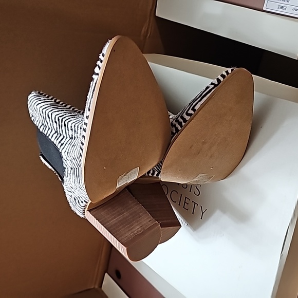 OASIS SOCIETY Esmee - Chelsea Boot Heel Women's Size 8.5 - Picture 6 of 13